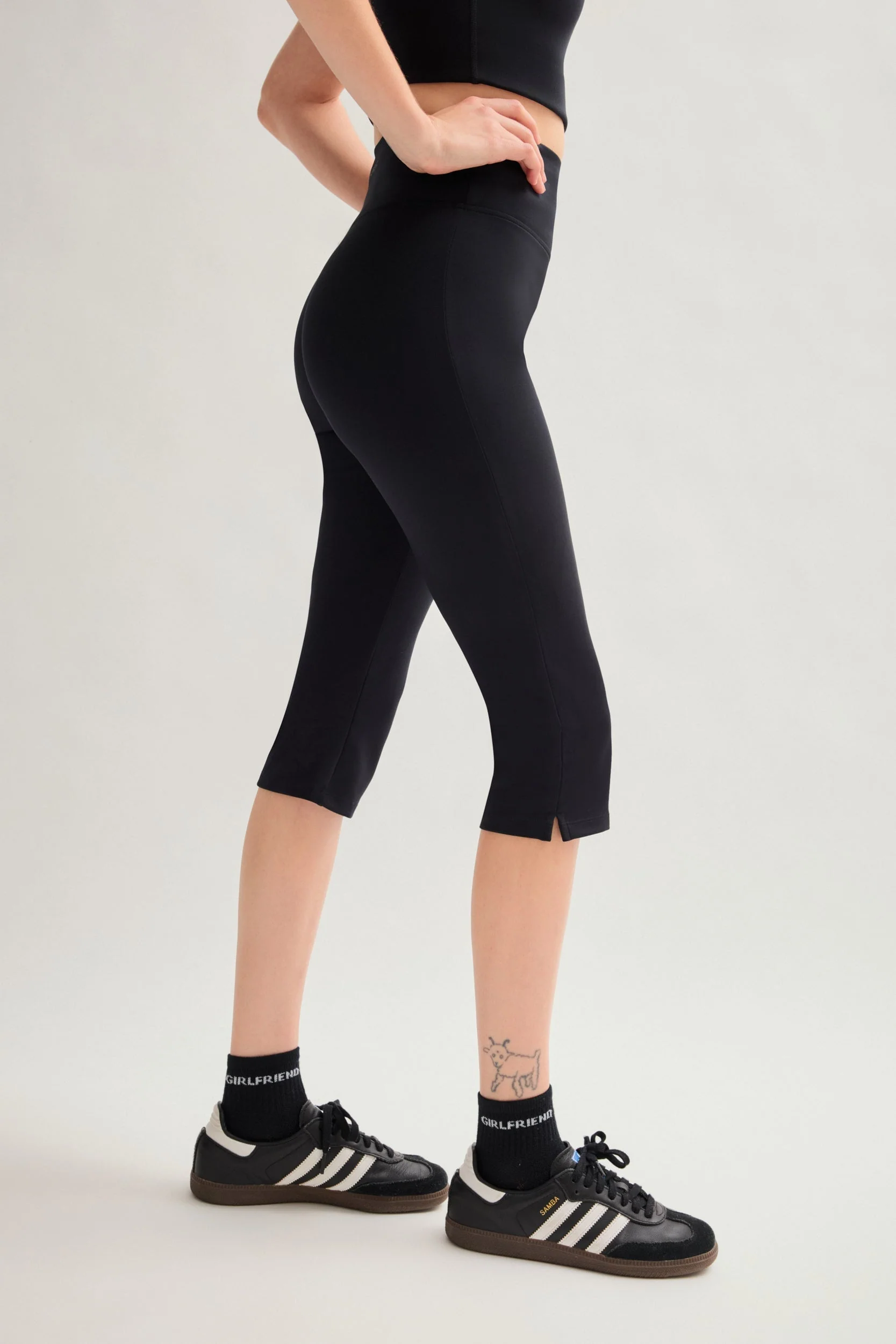 Black Luxe High-Rise Capri - Image 3