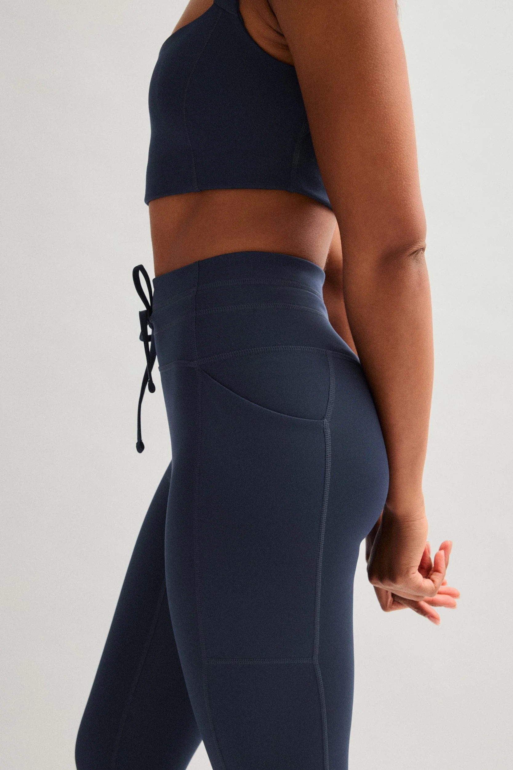 Skyline Compressive Drawstring Pocket Legging - Image 4