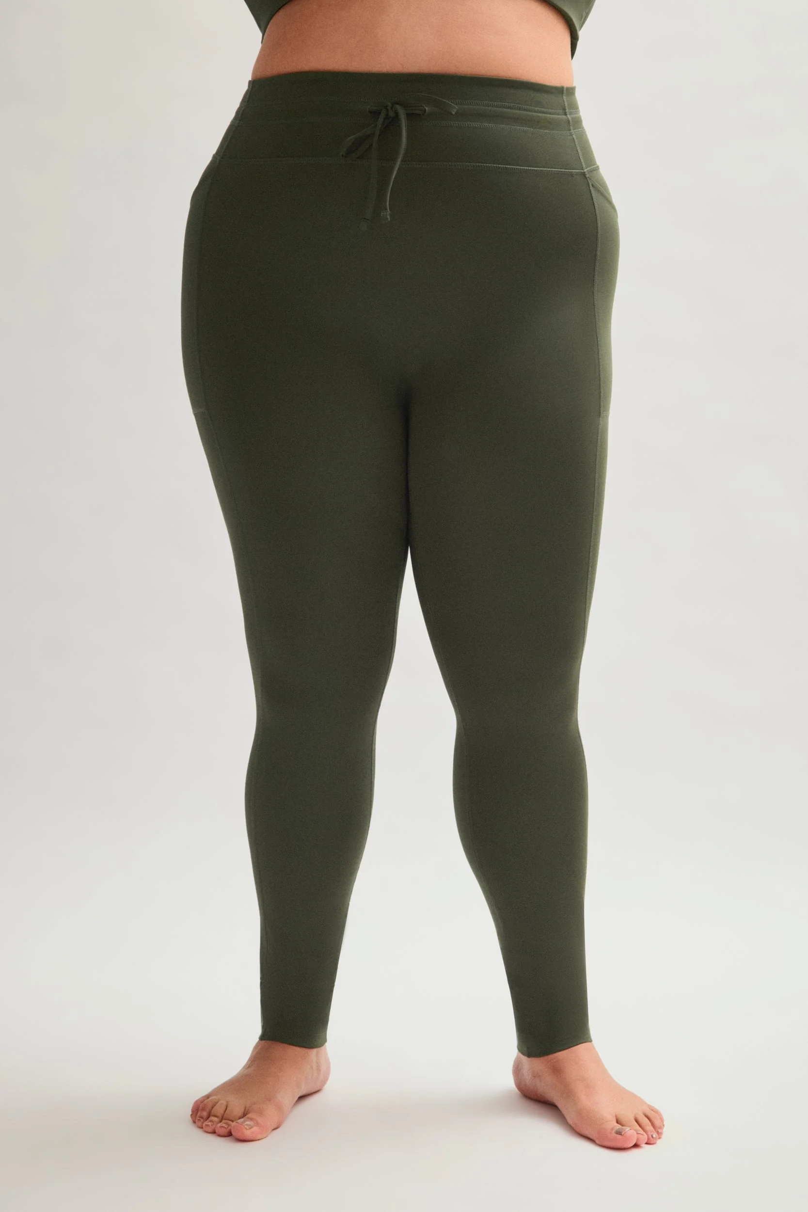Terrace Compressive Drawstring Pocket Legging - Image 13