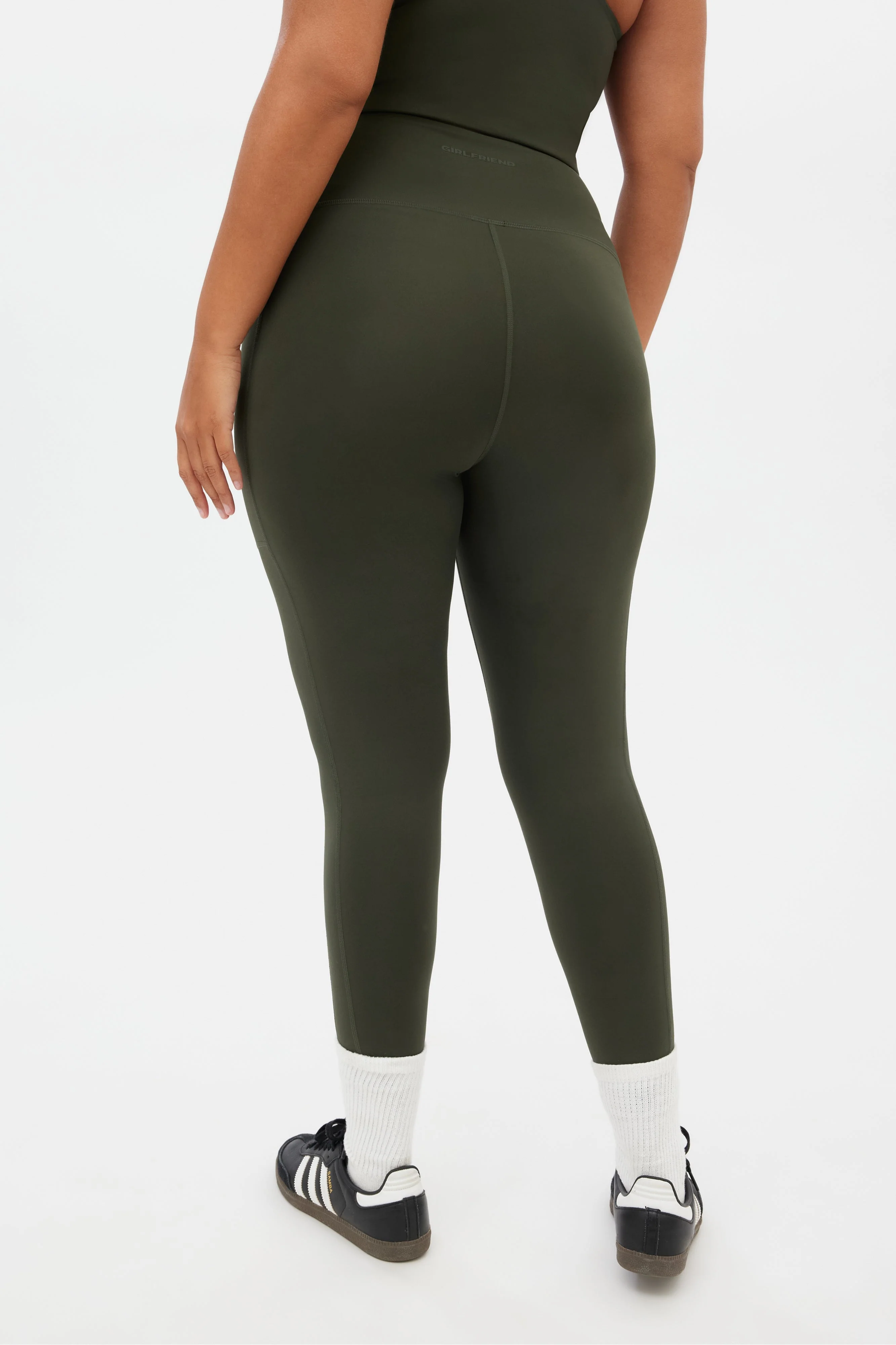 Terrace Compressive Pocket Legging - Image 5